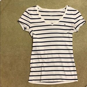 Tommy Hilfiger v neck!